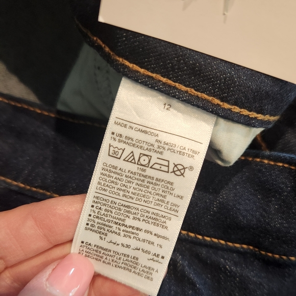 NWT Old Navy High Rise Flare Jeans Sz 12 - Picture 4 of 4